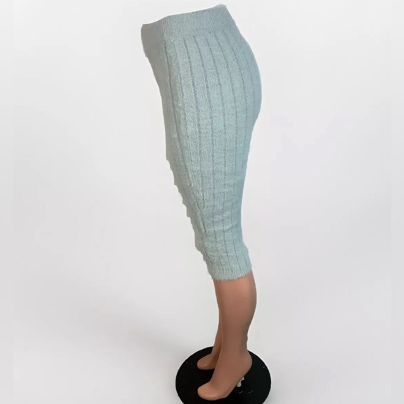 Meshki Skirt Womens M Jasmine Pistachio Striped Knit Stretchy Fluffy Pencil Midi - Picture 4 of 10